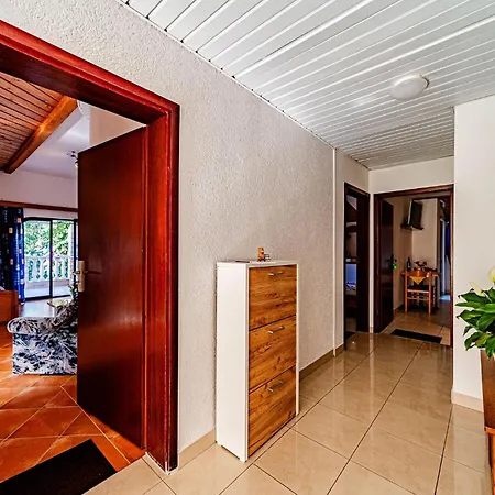 1 Bedroom Pet Friendly In Апартаменты