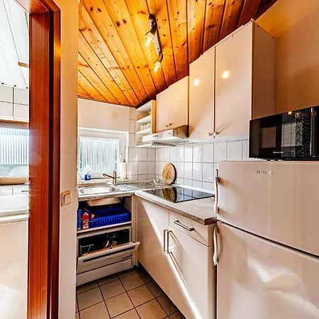 Daire In With View Viganj